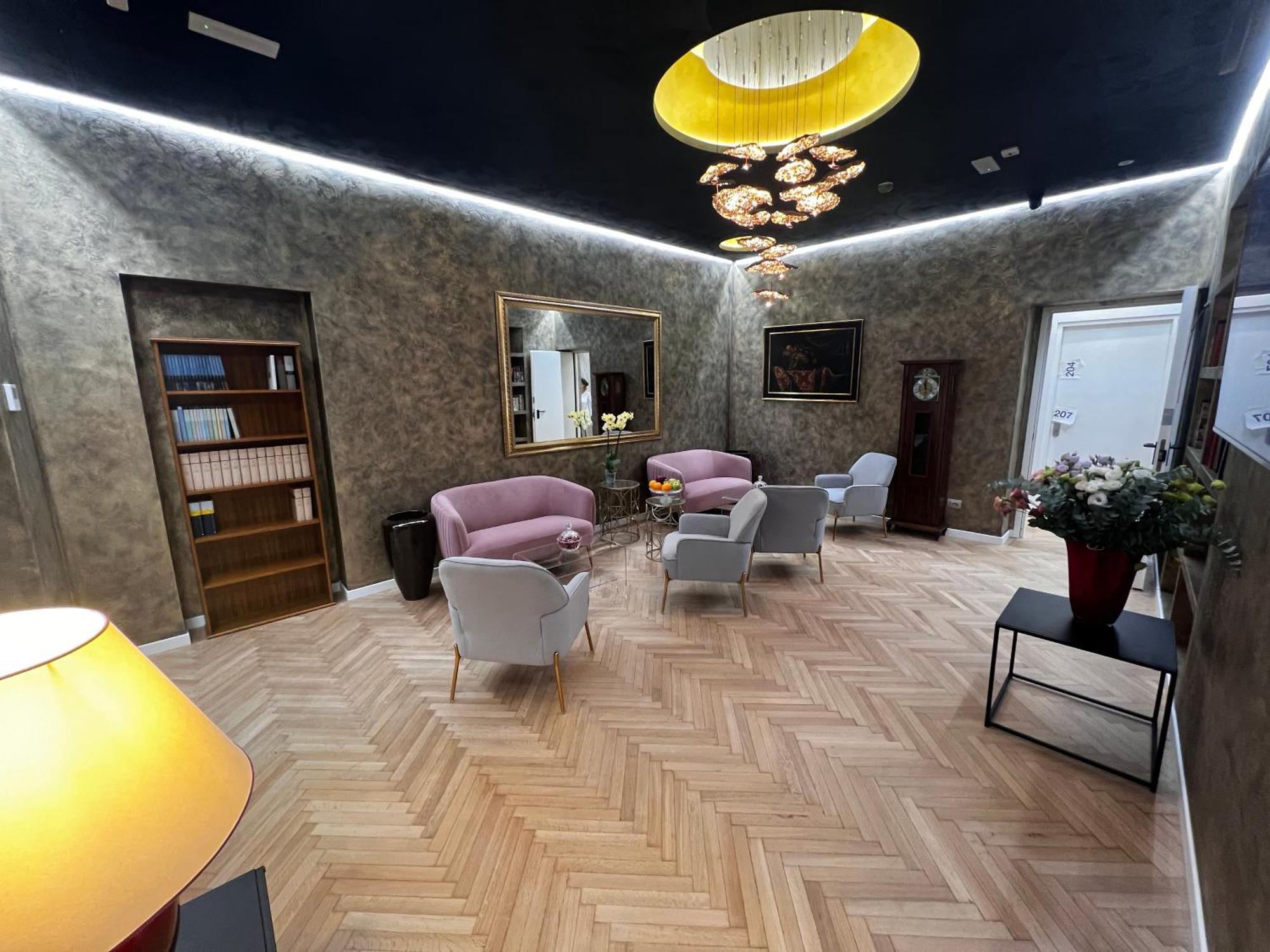 Caravita 5*
